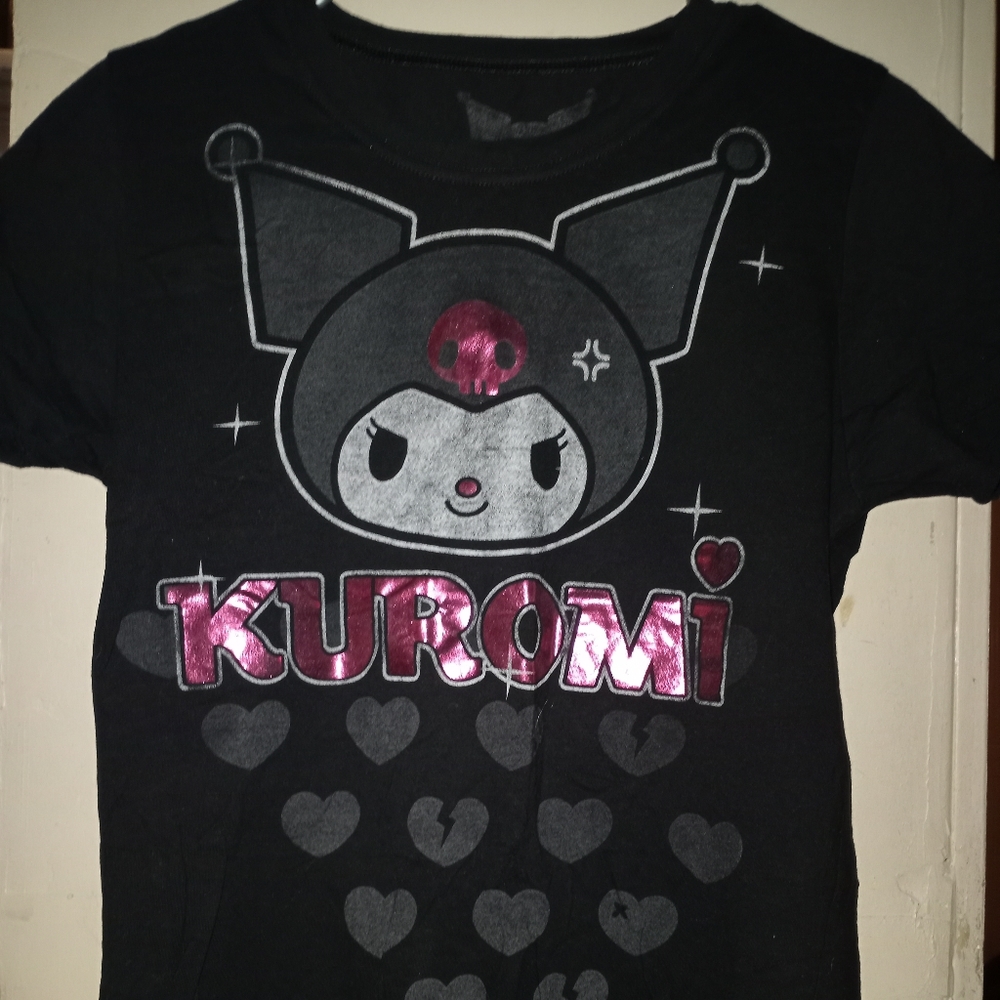 Kuromi t-shirt by sanrio and Doe